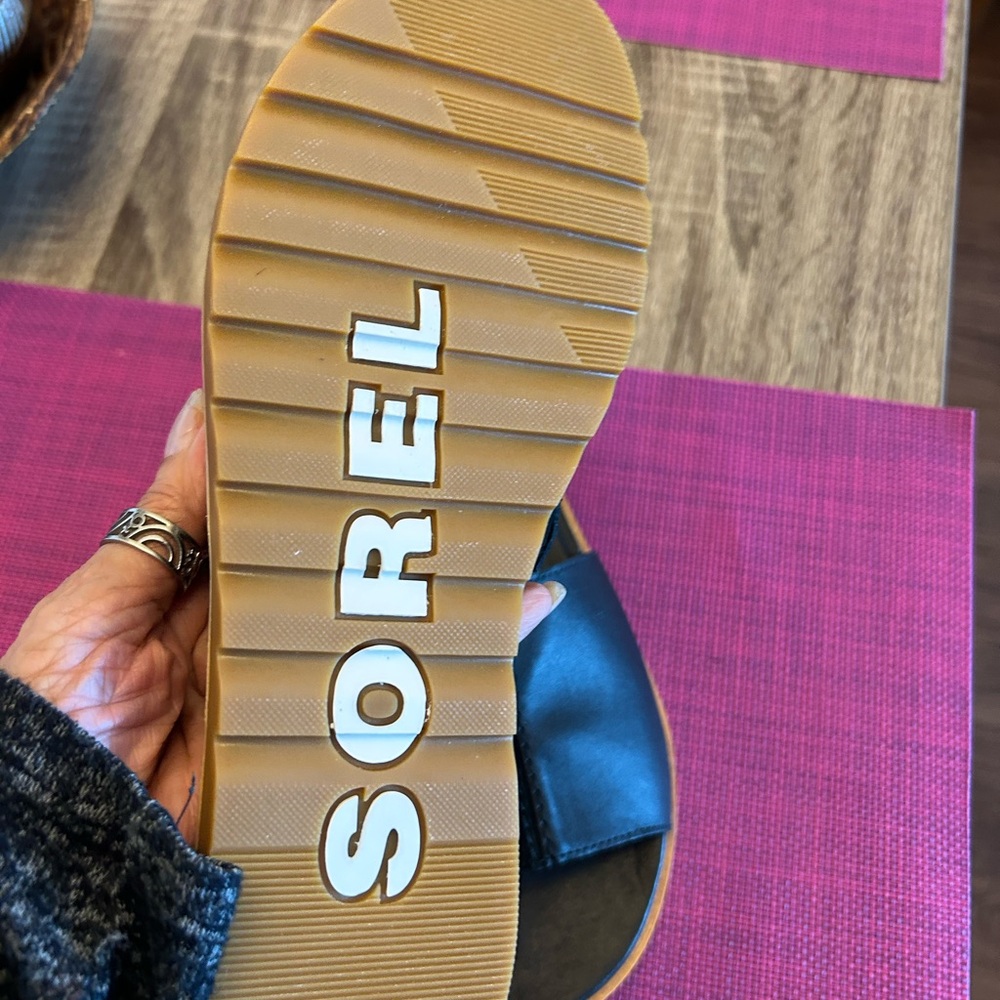 Sorel Women's Black Slide Sandals - Picture 4 of 7